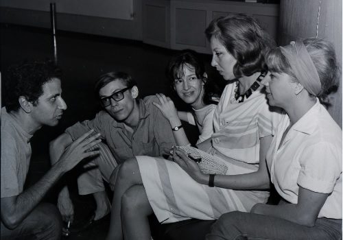 Nos 100 anos de Clarice Lispector, Funarte resgata contribuições da autora para o teatro